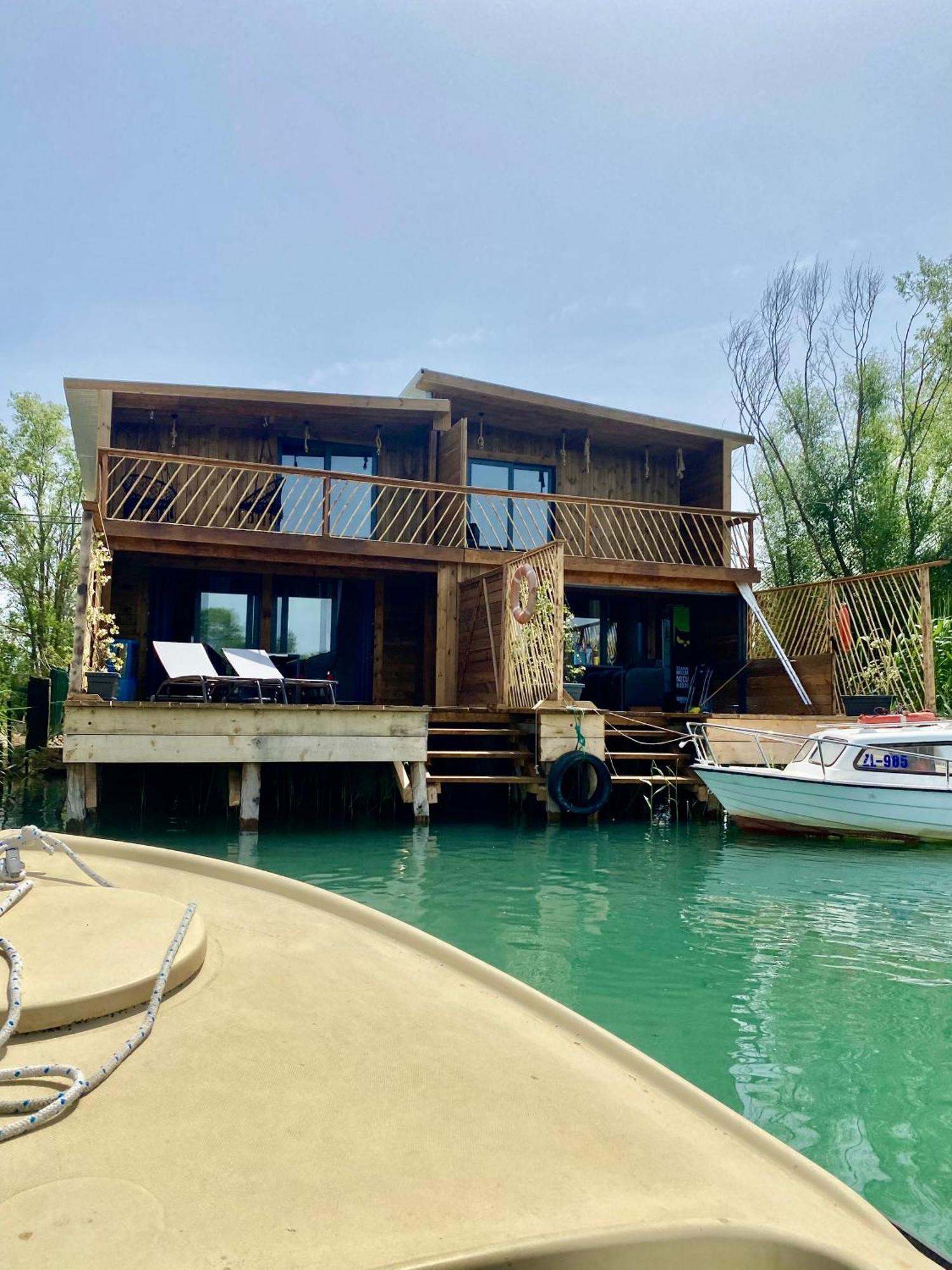 Meris Ulcinj Kültér fotó