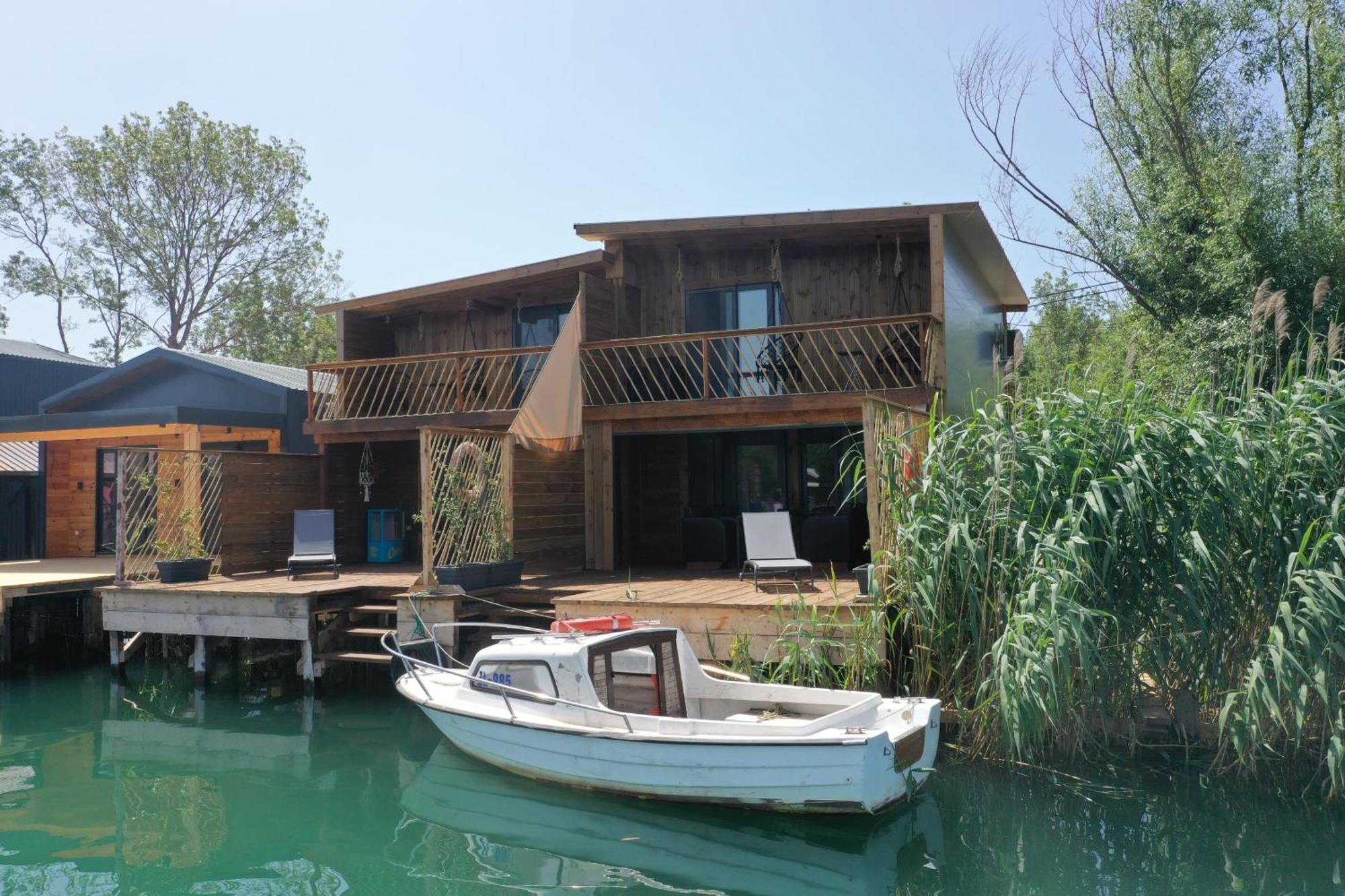 Meris Ulcinj Kültér fotó